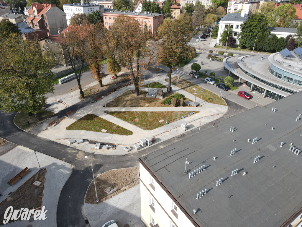 Tarnowskie Góry. Centrum przesiadkowe w budowie