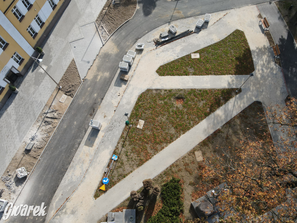 Tarnowskie Góry. Centrum przesiadkowe w budowie