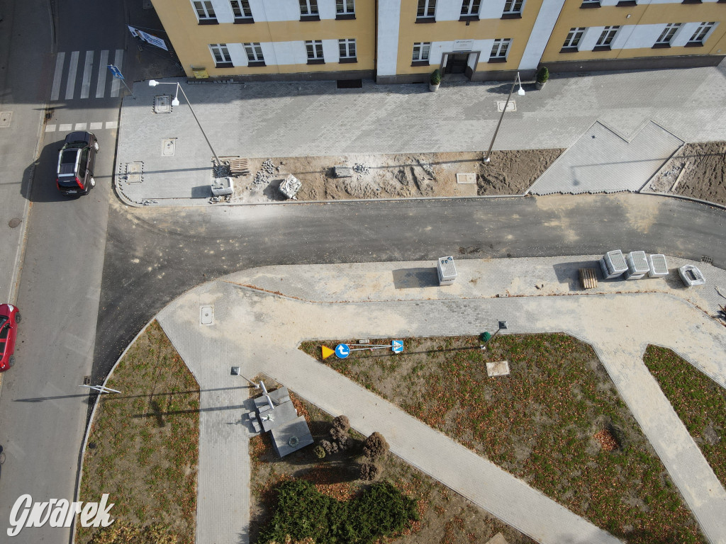 Tarnowskie Góry. Centrum przesiadkowe w budowie