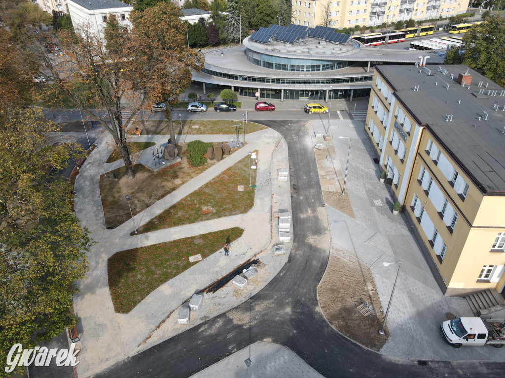 Tarnowskie Góry. Centrum przesiadkowe w budowie