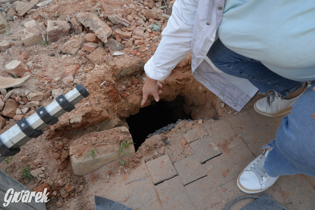 Tarnowskie Góry. Po latach wyburzono walące się budynki przy ul. Tylnej