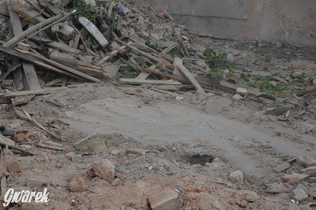 Tarnowskie Góry. Po latach wyburzono walące się budynki przy ul. Tylnej