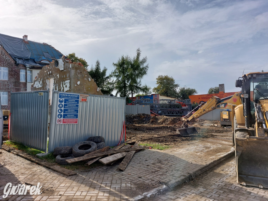 Wyburzone przedszkole w Reptach Śląskich