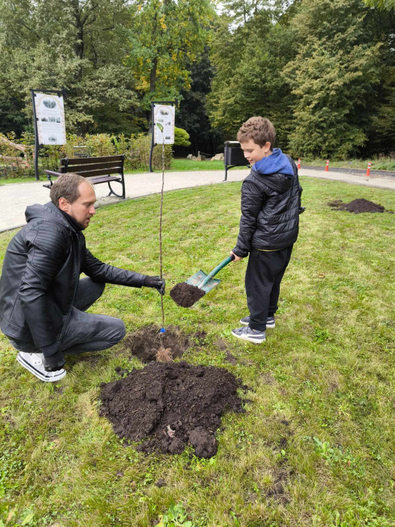 Tarnowskie Góry. Posadzili Piękne z Rept [FOTO]