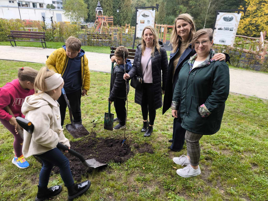 Tarnowskie Góry. Posadzili Piękne z Rept [FOTO]