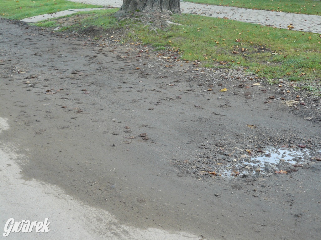 Nakło Śląskie. Rozkopana ul. Dworcowa