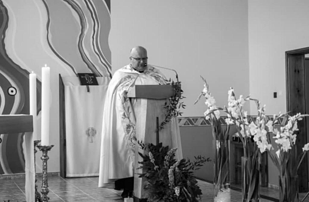 Pożegnaliśmy ich. Wspominamy tych, którzy odeszli [GALERIA]