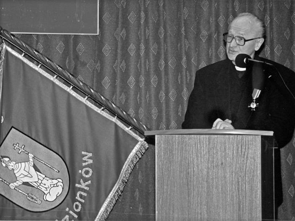 Pożegnaliśmy ich. Wspominamy tych, którzy odeszli [GALERIA]