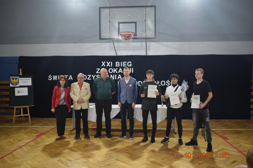 Biegi przełajowe z okazji odzyskania niepodległości