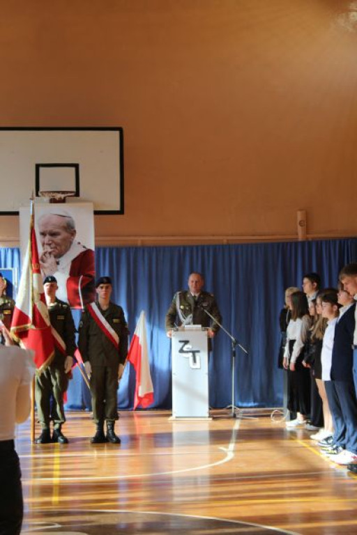 Ślubowanie klasy o profilu straży granicznej [FOTO]