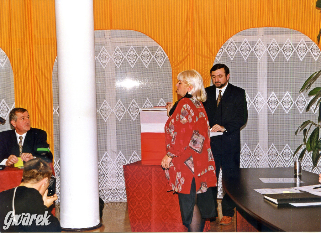 Pamiętacie pierwszych miejskich radnych? [FOTO]