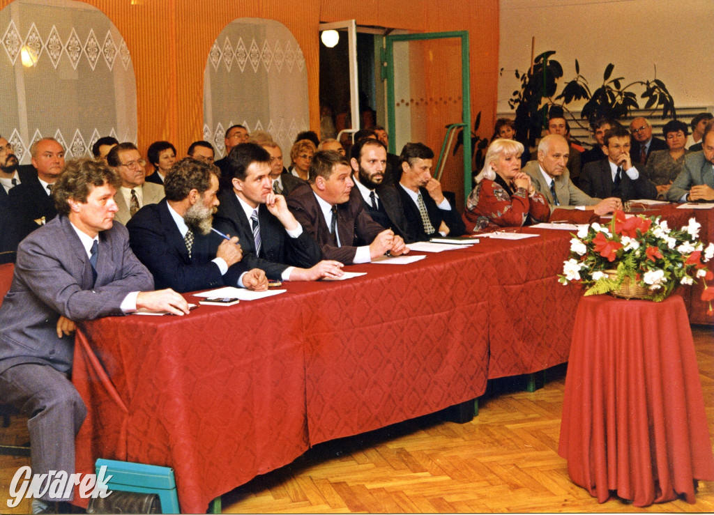 Pamiętacie pierwszych miejskich radnych? [FOTO]