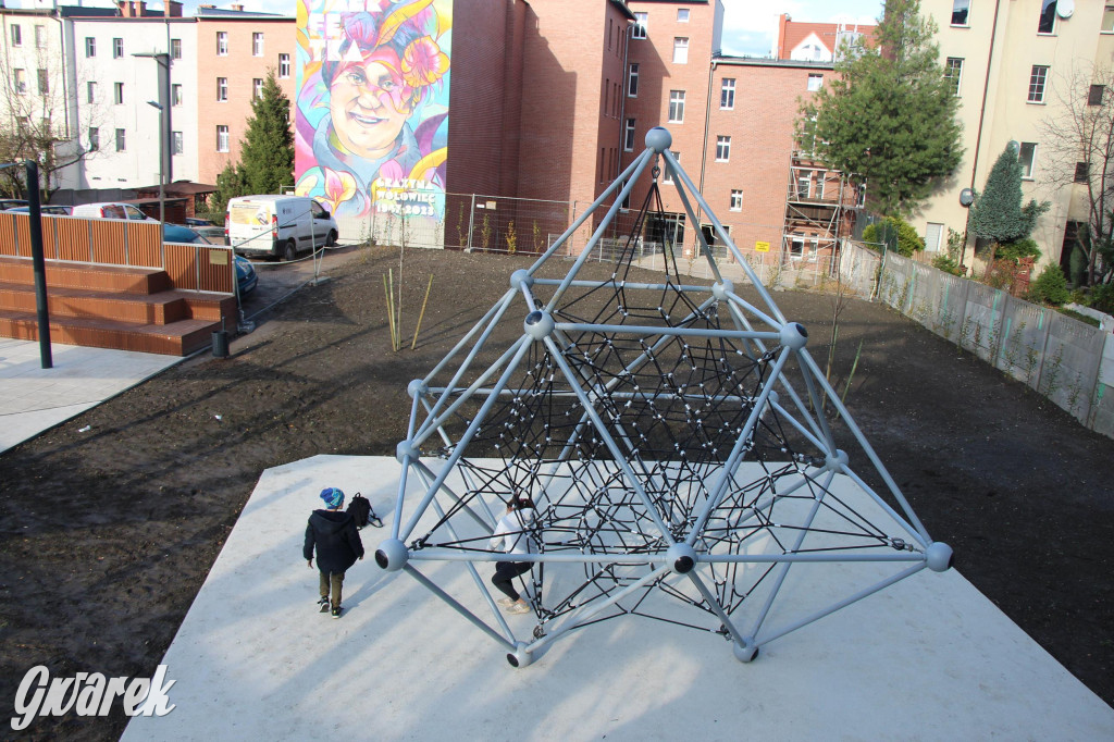 Nowa atrakcja w centrum. Za elewacją zabytkowej kamienicy [FOTO]