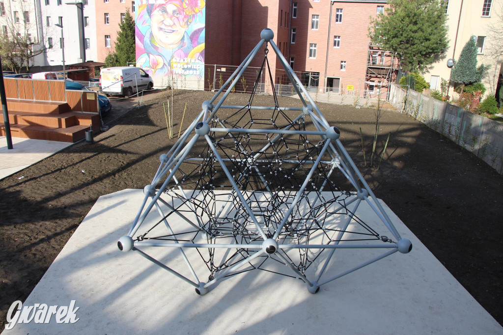 Nowa atrakcja w centrum. Za elewacją zabytkowej kamienicy [FOTO]