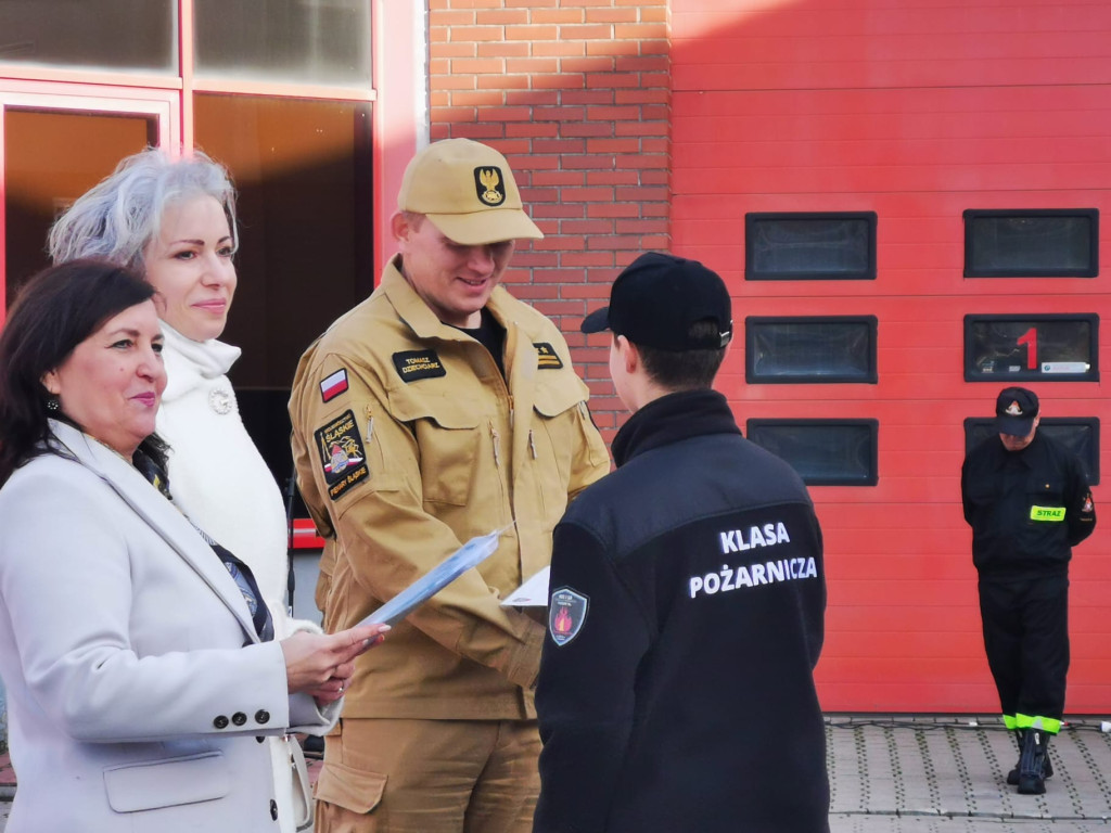 To pierwsza taka klasa. Złożyli ślubowanie [FOTO]