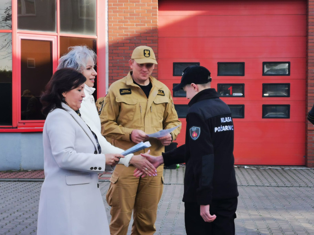 To pierwsza taka klasa. Złożyli ślubowanie [FOTO]