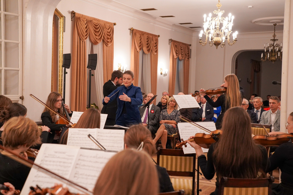 Pałac w Rybnej. Wręczenie Srebrnych Skrzydeł
