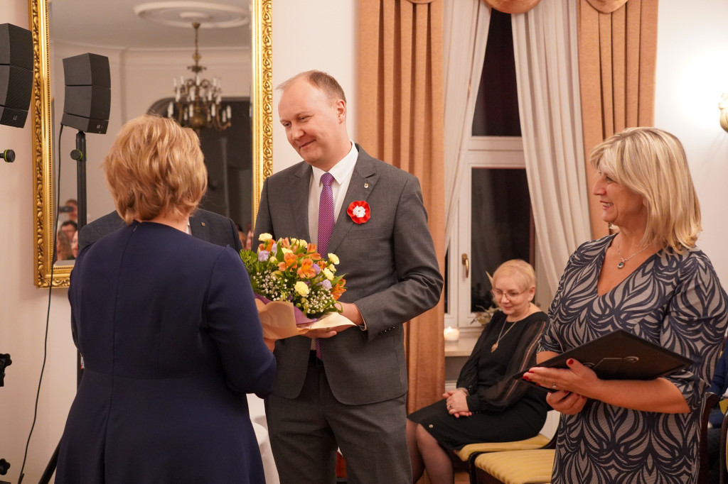 Pałac w Rybnej. Wręczenie Srebrnych Skrzydeł