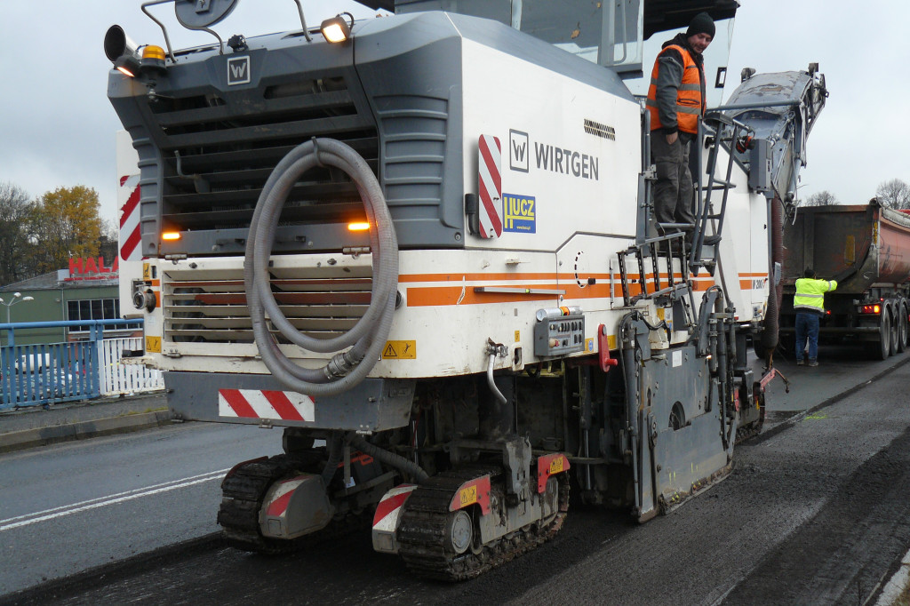 Tarnowskie Góry. Utrudnienia w ruchu na wiadukcie