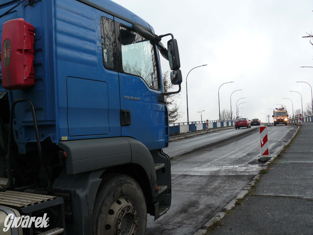 Tarnowskie Góry. Utrudnienia w ruchu na wiadukcie