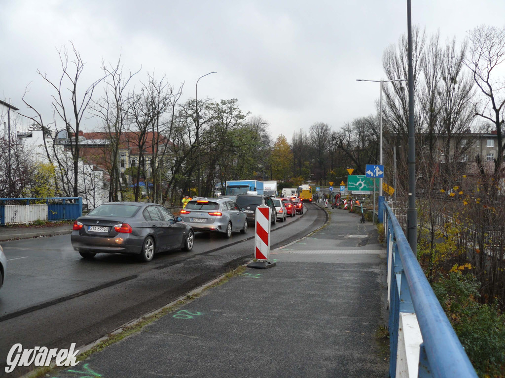 Tarnowskie Góry. Utrudnienia w ruchu na wiadukcie