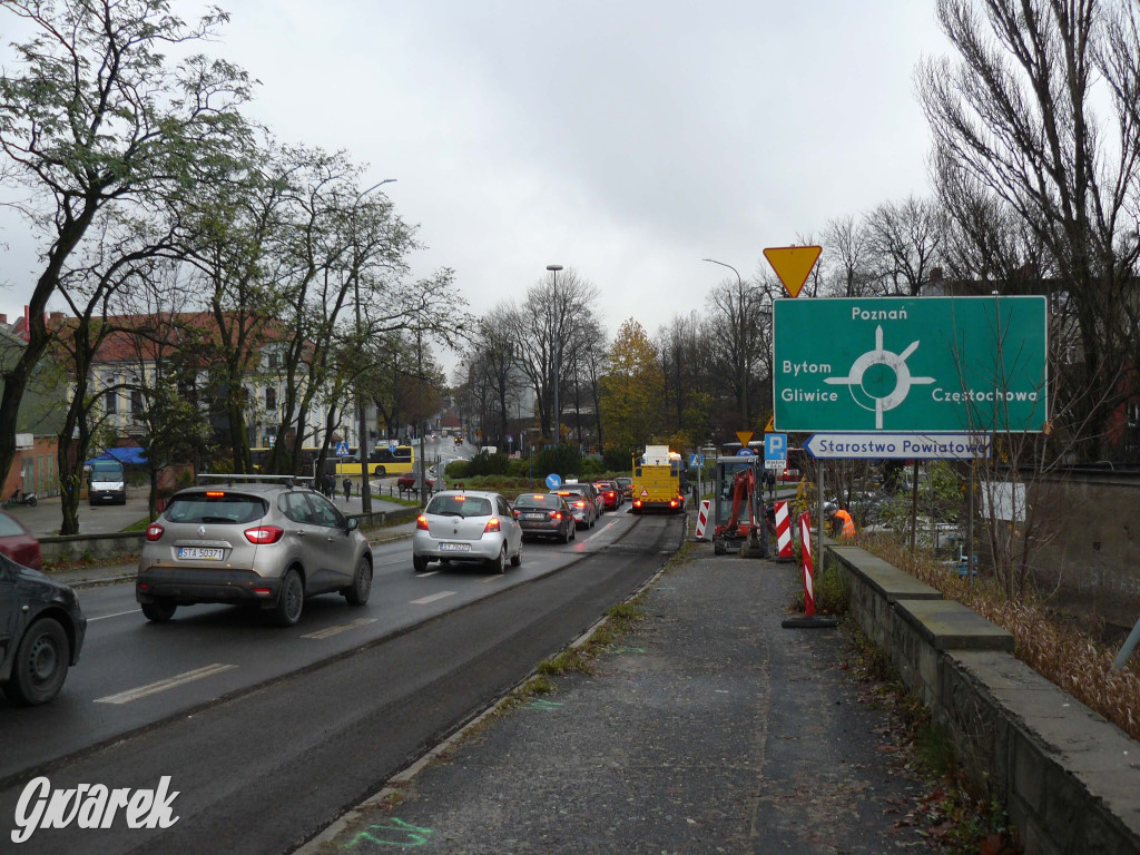 Tarnowskie Góry. Utrudnienia w ruchu na wiadukcie