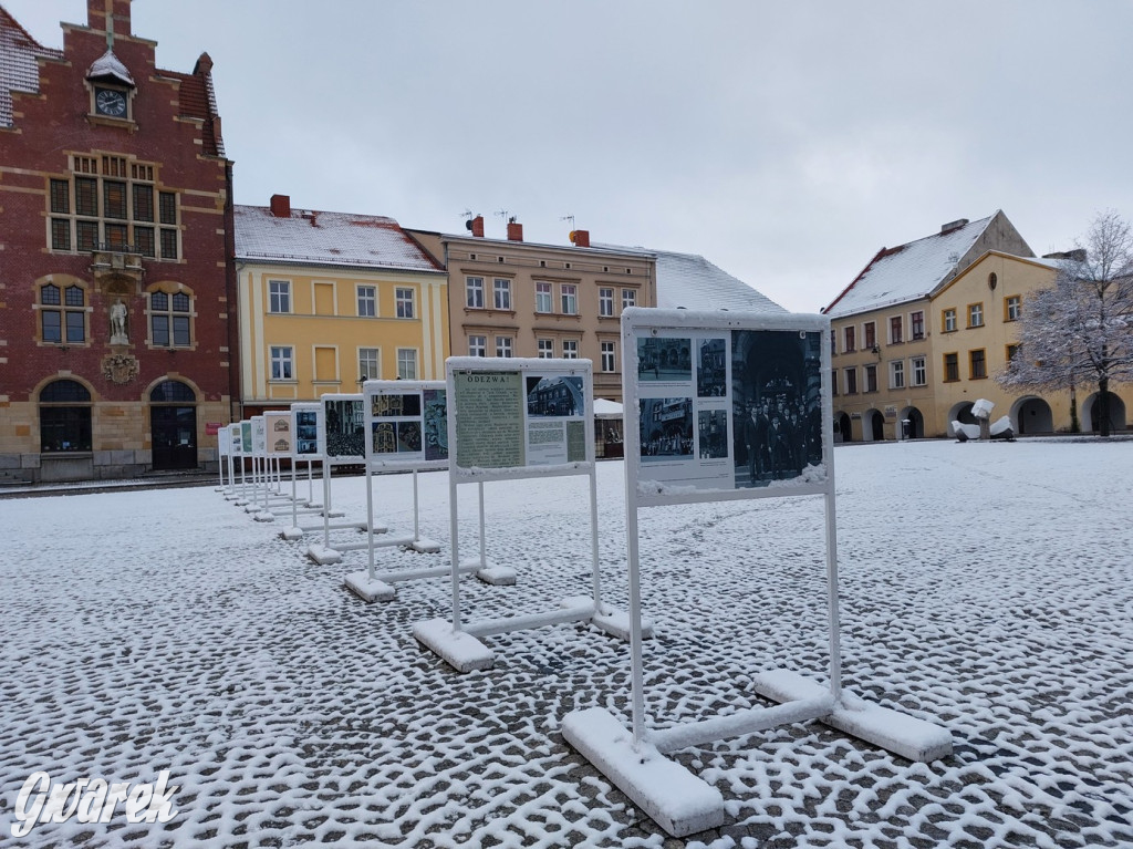 Zimowo na rynku w Tarnowskich Górach