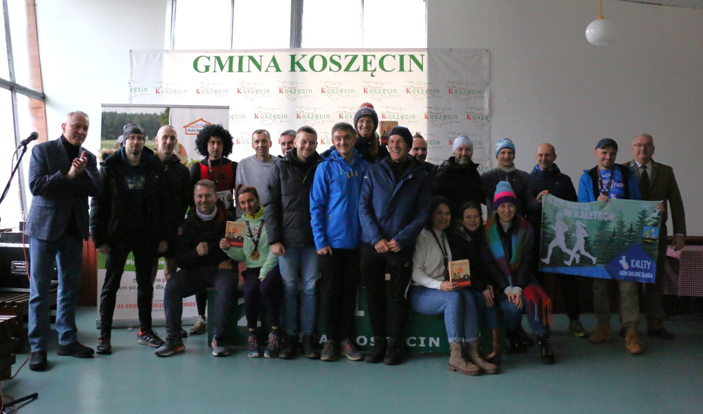 Koszęcińska Dycha. Śnieg nie zniechęcił biegaczy [FOTO]