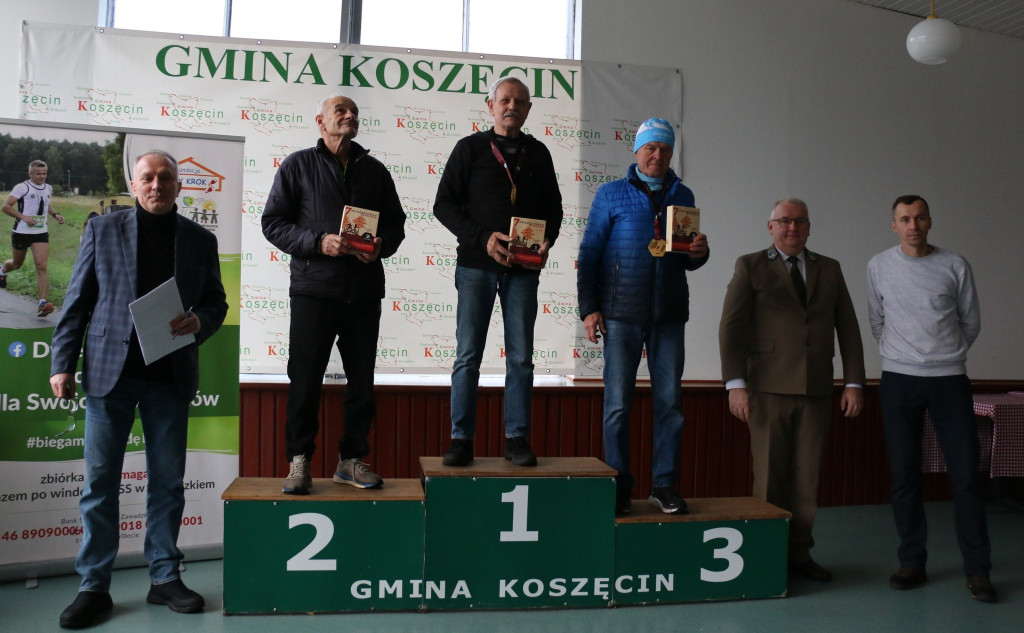 Koszęcińska Dycha. Śnieg nie zniechęcił biegaczy [FOTO]