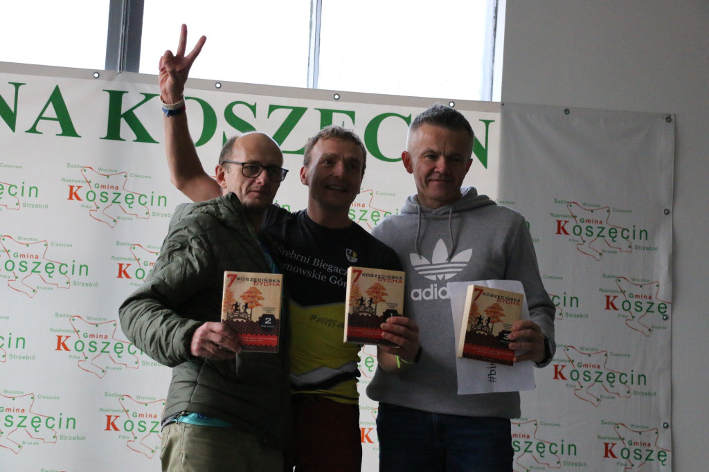 Koszęcińska Dycha. Śnieg nie zniechęcił biegaczy [FOTO]