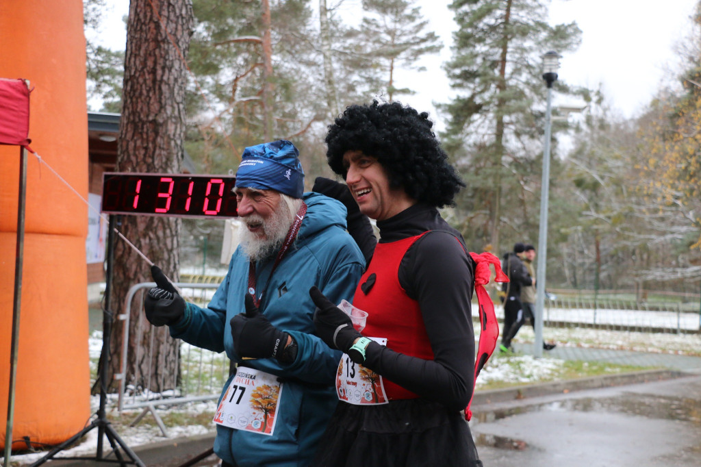 Koszęcińska Dycha. Śnieg nie zniechęcił biegaczy [FOTO]