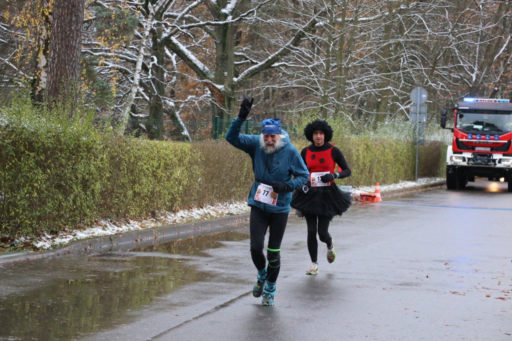 Koszęcińska Dycha. Śnieg nie zniechęcił biegaczy [FOTO]