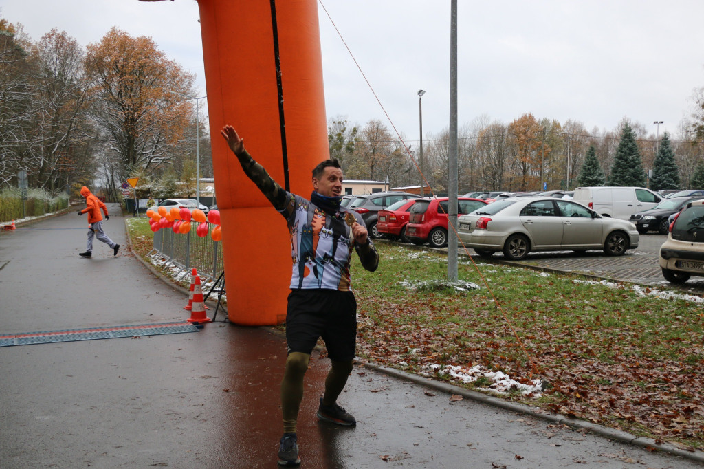 Koszęcińska Dycha. Śnieg nie zniechęcił biegaczy [FOTO]