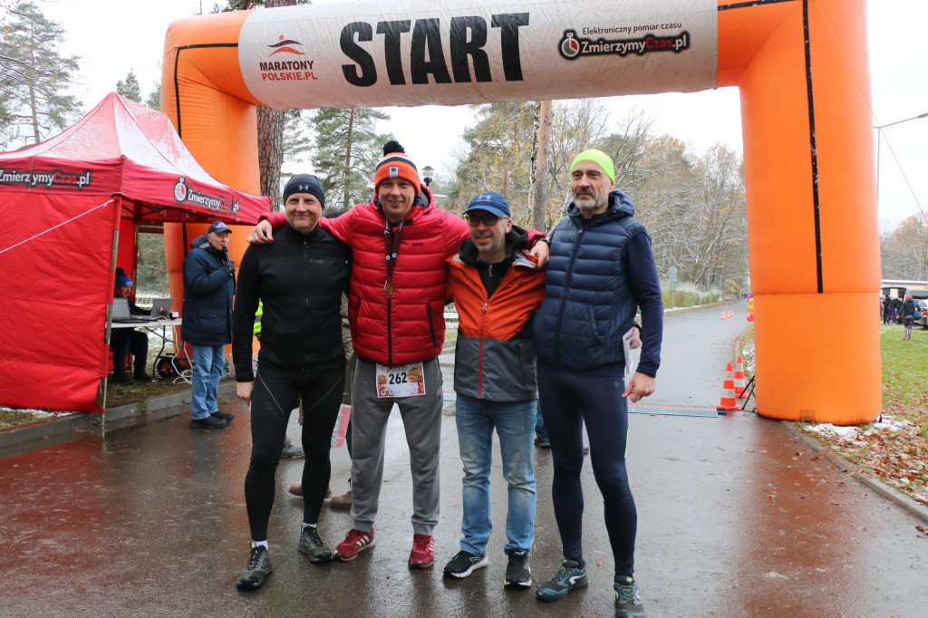 Koszęcińska Dycha. Śnieg nie zniechęcił biegaczy [FOTO]