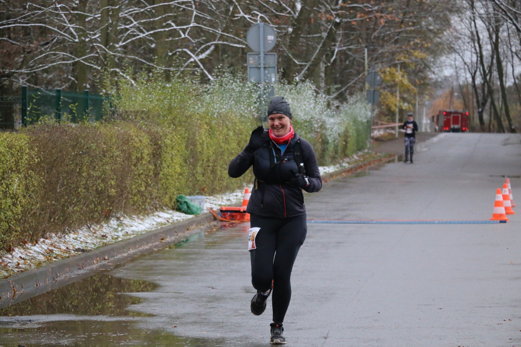 Koszęcińska Dycha. Śnieg nie zniechęcił biegaczy [FOTO]