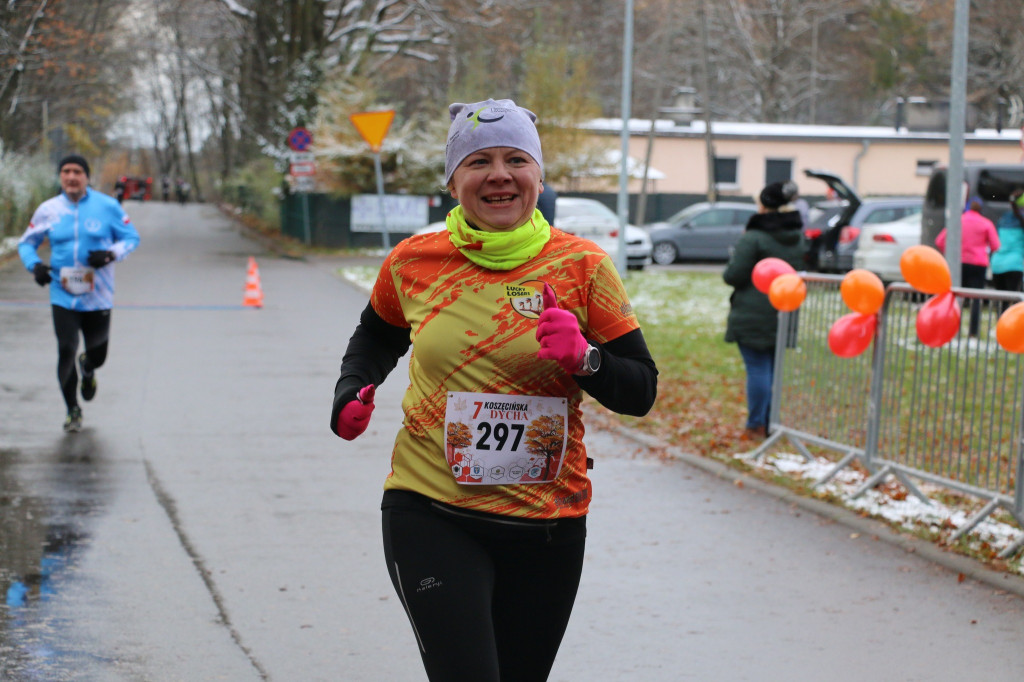 Koszęcińska Dycha. Śnieg nie zniechęcił biegaczy [FOTO]