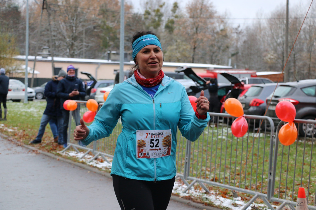 Koszęcińska Dycha. Śnieg nie zniechęcił biegaczy [FOTO]