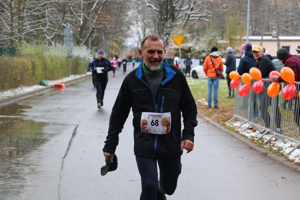 Koszęcińska Dycha. Śnieg nie zniechęcił biegaczy [FOTO]