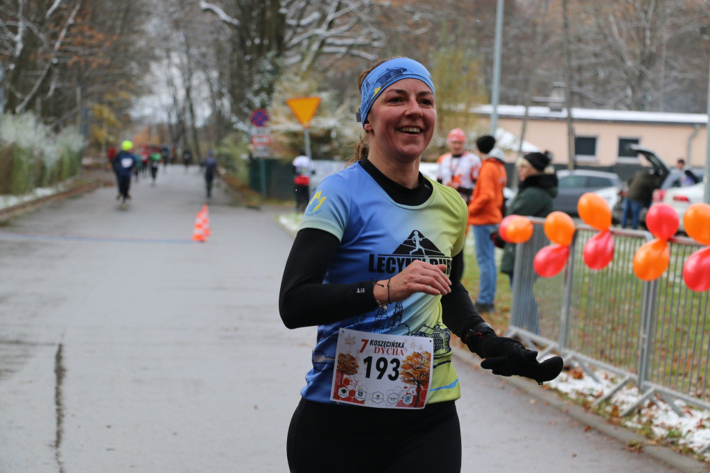 Koszęcińska Dycha. Śnieg nie zniechęcił biegaczy [FOTO]