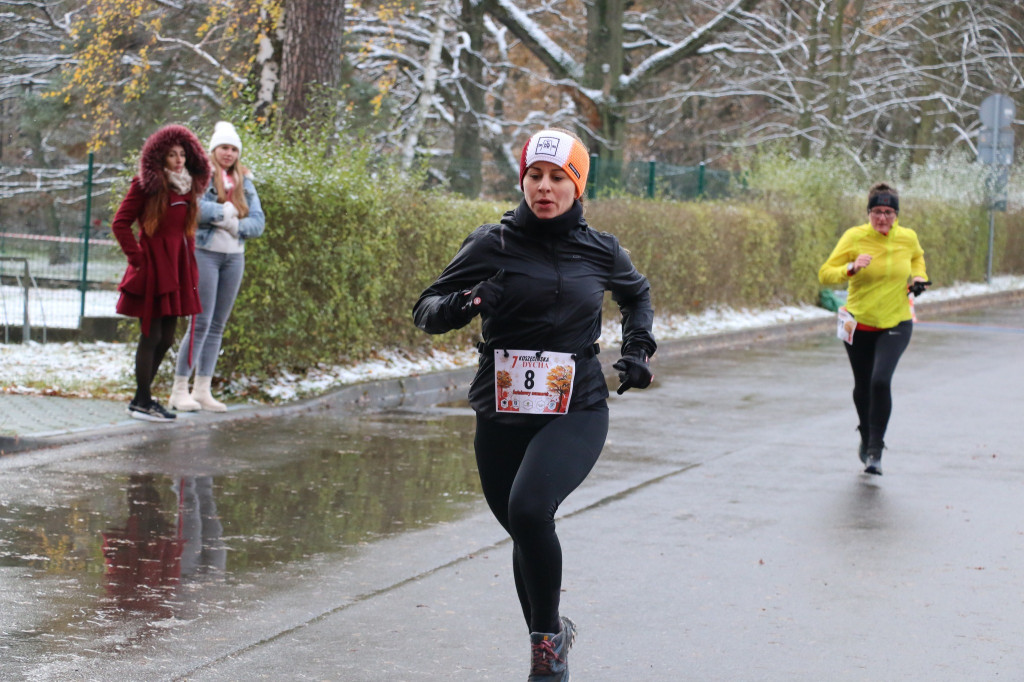 Koszęcińska Dycha. Śnieg nie zniechęcił biegaczy [FOTO]