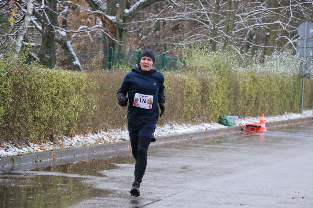 Koszęcińska Dycha. Śnieg nie zniechęcił biegaczy [FOTO]
