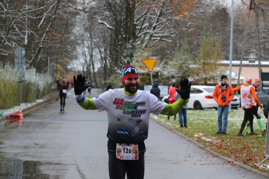 Koszęcińska Dycha. Śnieg nie zniechęcił biegaczy [FOTO]