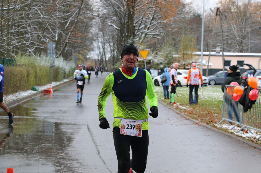 Koszęcińska Dycha. Śnieg nie zniechęcił biegaczy [FOTO]