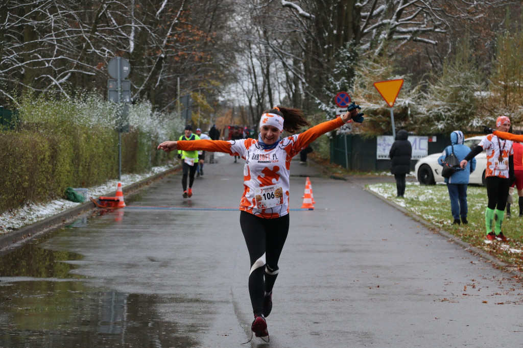 Koszęcińska Dycha. Śnieg nie zniechęcił biegaczy [FOTO]