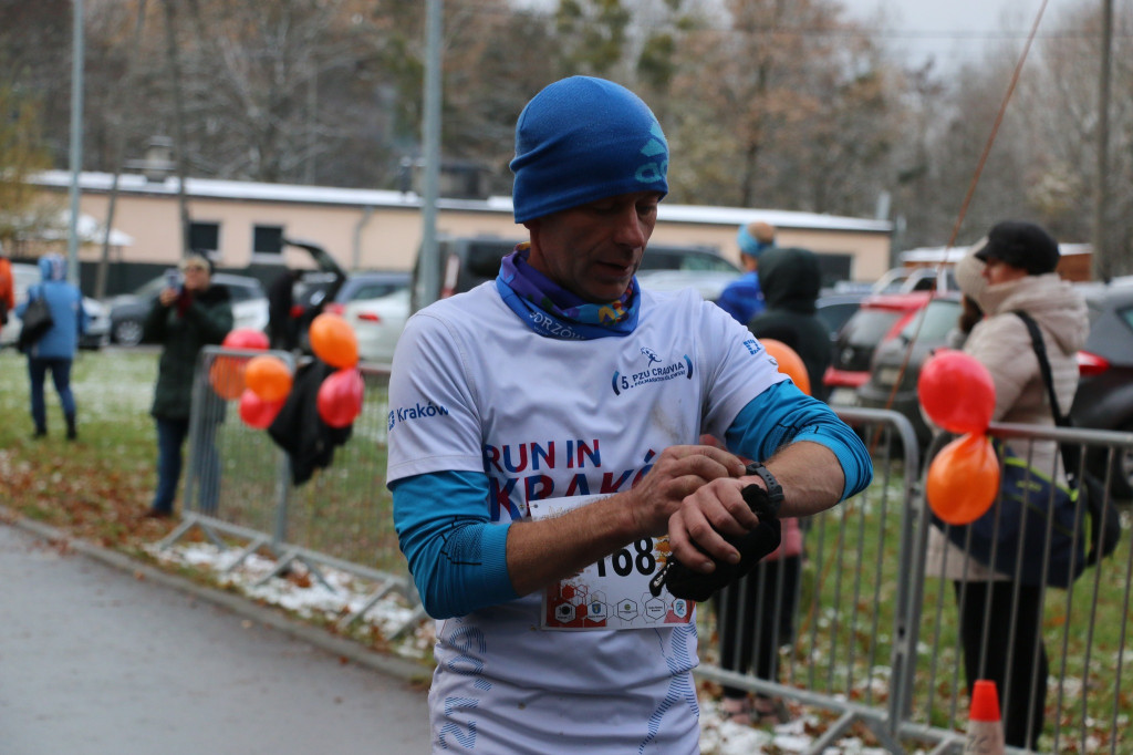 Koszęcińska Dycha. Śnieg nie zniechęcił biegaczy [FOTO]