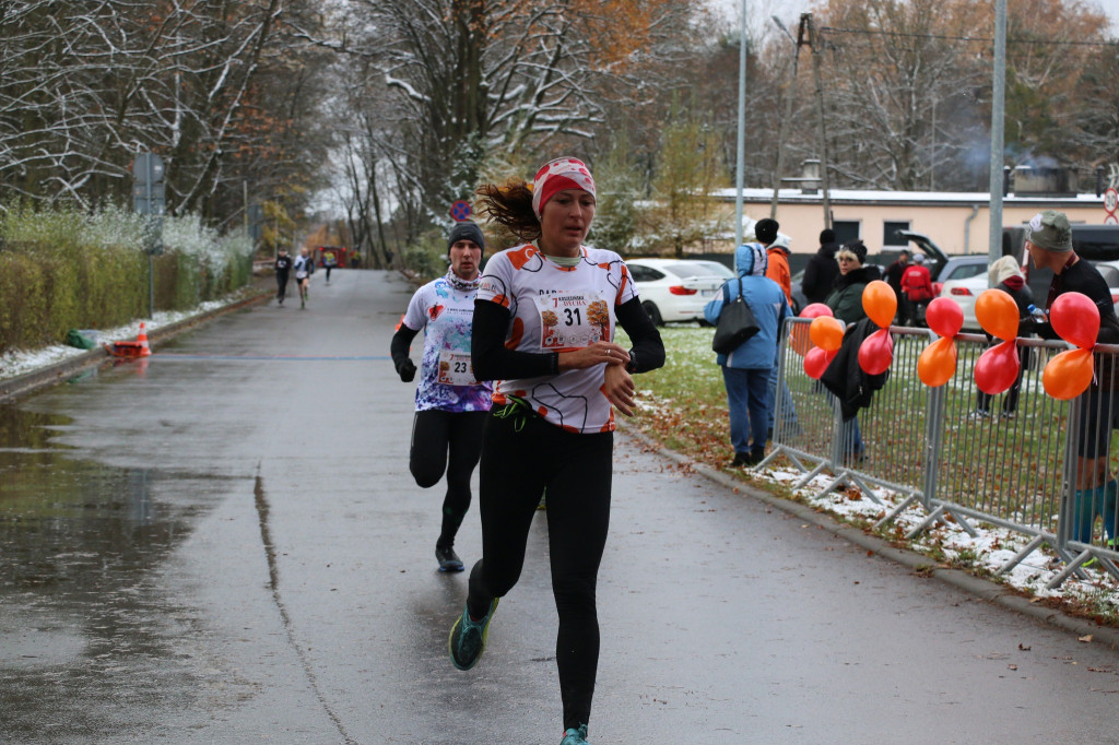 Koszęcińska Dycha. Śnieg nie zniechęcił biegaczy [FOTO]