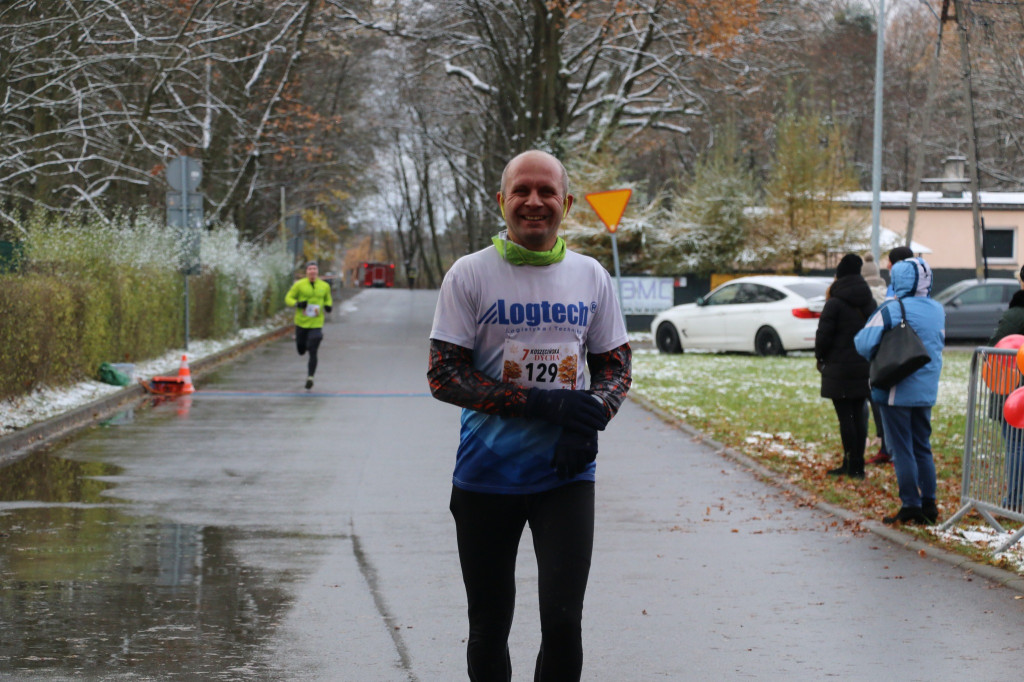 Koszęcińska Dycha. Śnieg nie zniechęcił biegaczy [FOTO]