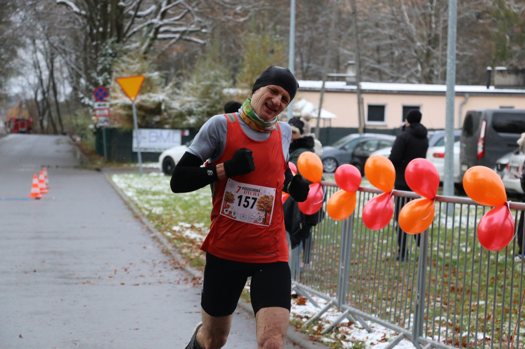 Koszęcińska Dycha. Śnieg nie zniechęcił biegaczy [FOTO]