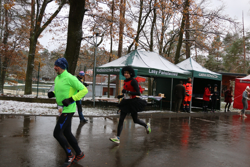 Koszęcińska Dycha. Śnieg nie zniechęcił biegaczy [FOTO]