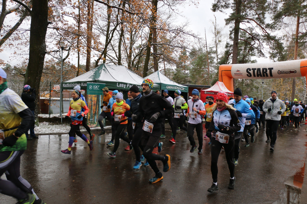 Koszęcińska Dycha. Śnieg nie zniechęcił biegaczy [FOTO]